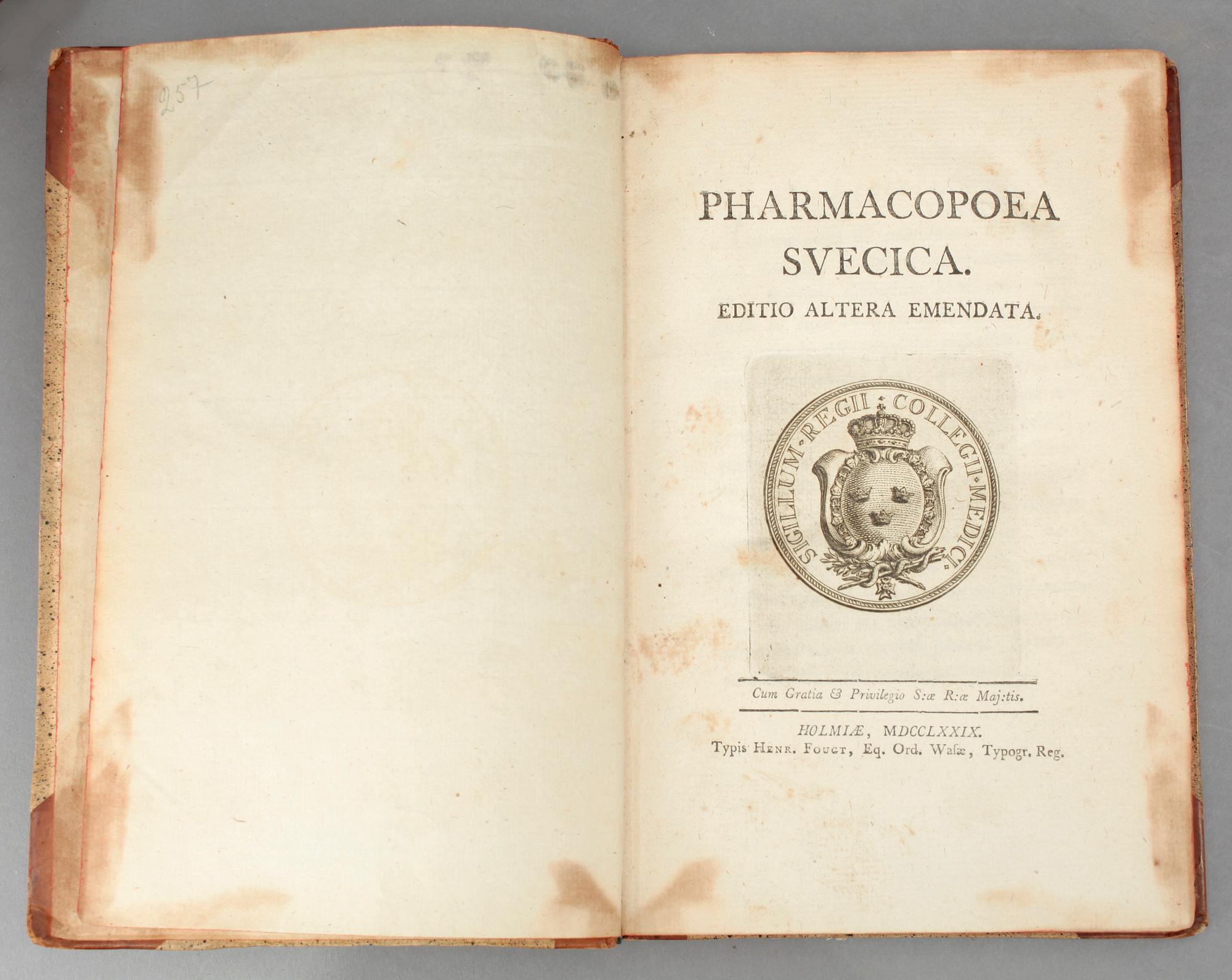 PHARMACOPOEA SVECIA, 2 st, editio altera emendata resp editio quarta emendata, Stockholm 1779 resp 1790.