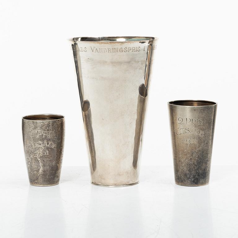 Bägare, 3 st, silver, bl a Eric Ericsson Dalerik, Gävle 1957.