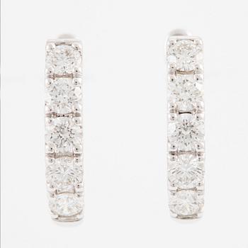 Earrings, hoops, 18K white gold with brilliant-cut diamonds.