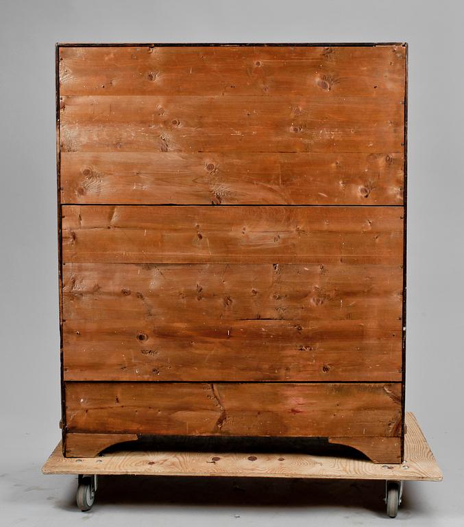 CHIFFONJE, omkr år 1800.