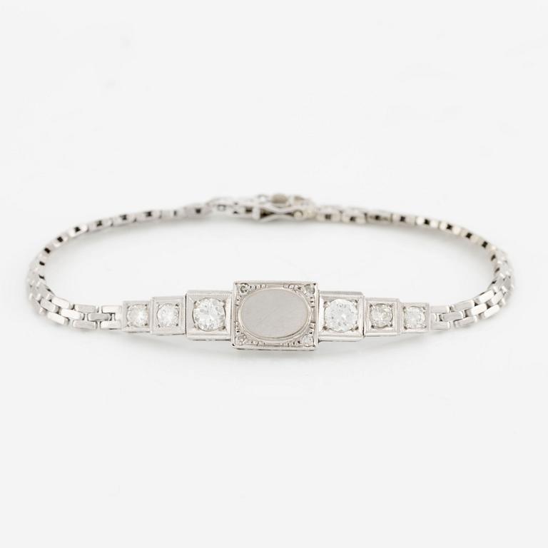 Bracelet 18K white gold set with round brilliant-cut and old-cut diamonds.