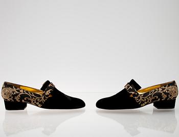 SKOR, loafers, Bruno Magli.