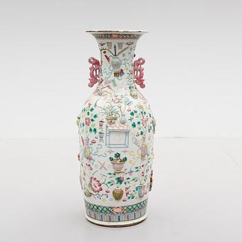 GOLVVAS, porslin, Kina, 1800-tal.