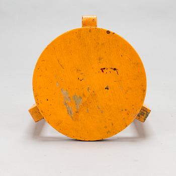 Otto Korhonen, jakkara, O.Y. Huonekalu- ja Rakennustyötehdas A.B. 1920-luvun loppu.