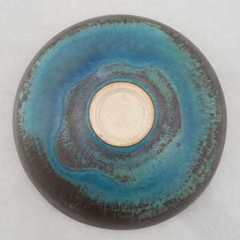 Stig Lindberg, a stoneware bowl, Gustavsbergs studio, Sweden 1958-59.