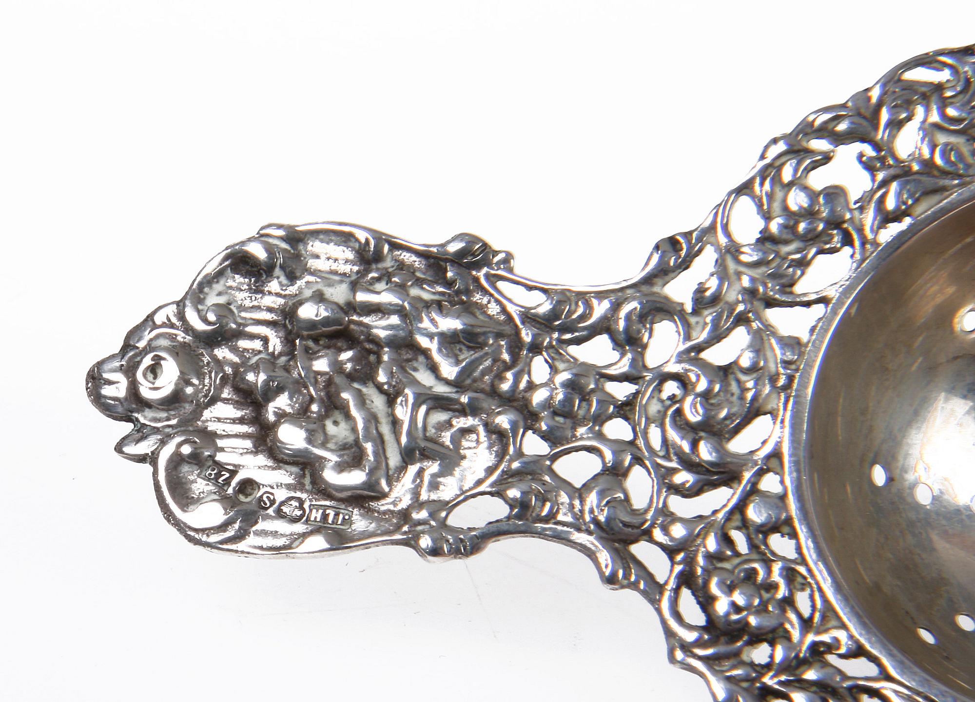 PARTI SILVER, 73 delar, mestadels Sverige, 1800/1900-tal. Tot 1630 gr.