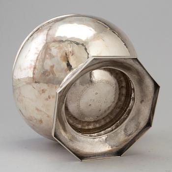 A silver bowl, Denmark 1919.