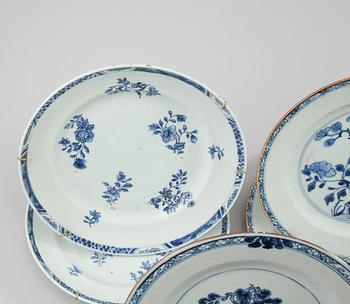 TALLRIKAR, 8 st, porslin, Kina, 1700-tal.