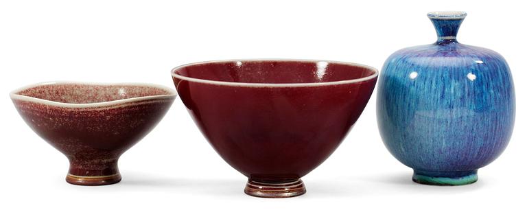 A Berndt Friberg stoneware vase and two bowls by Gustavsberg Studio.