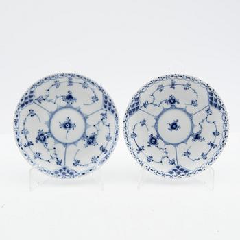 Royal Copenhagen, tea cups with saucers, a pair, porcelain, "Musselmalet", Denmark.