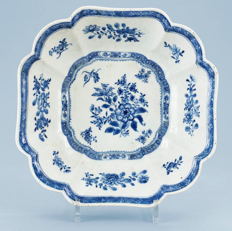SKÅLFAT, kompaniporslin. Qing dynastin, Qianlong, (1736-95).