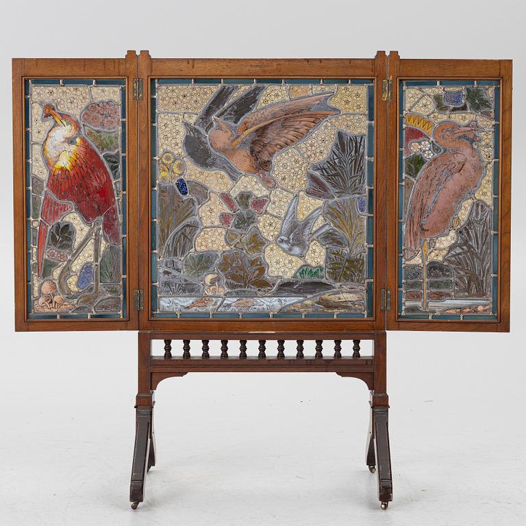 A fire screen, Maple & Co, England, circa 1900.
