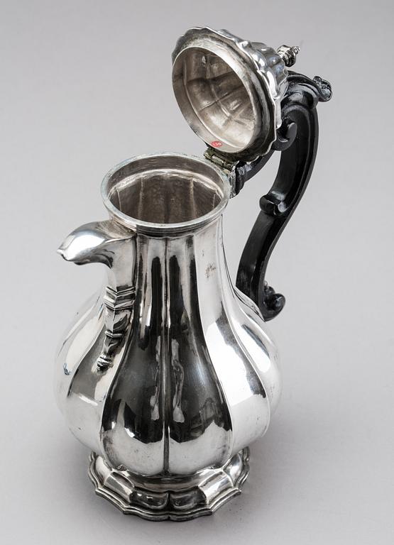 A SWEDISH SILVER COFFEE POT, probably Gävle or Lidköping, 18th century, weight c:a 750 g.