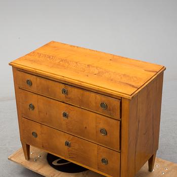 CHEST OF DRAWERS, 19th century.