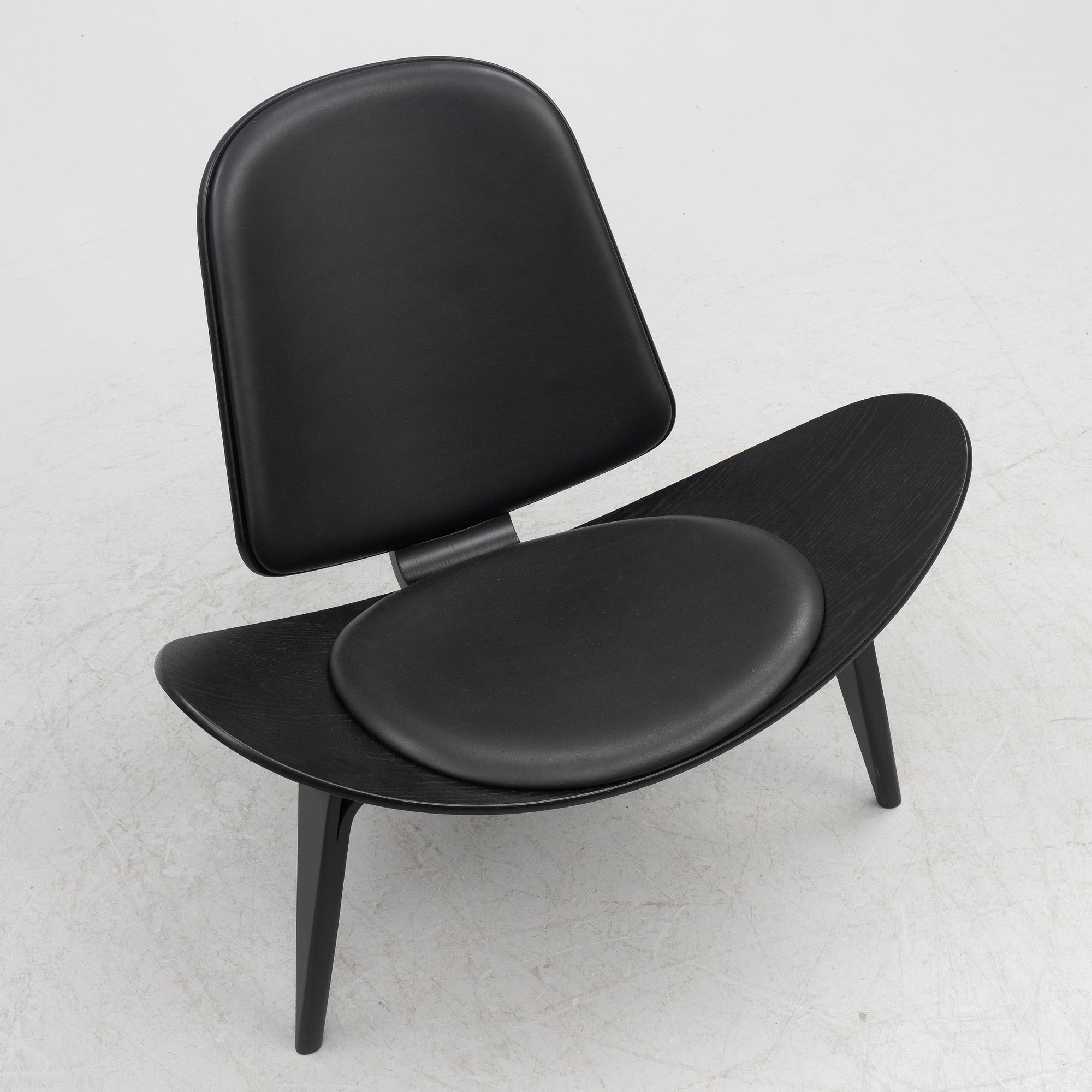 Hans J. Wegner, armchair, 'CH 07', Carl Hansen & Son, Denmark.