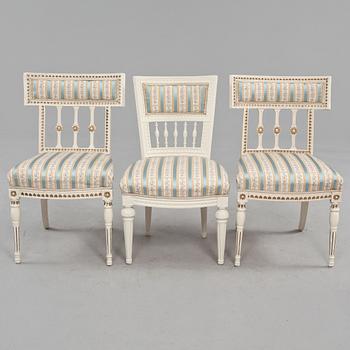 STOLAR, 3 st, sengustavianska respektive sengustaviansk stil, 1800-talets första hälft respektive tidigt 1900-tal.