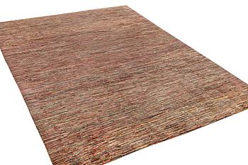 Matta, Gabbeh Golsang, ca 342 x 255 cm.