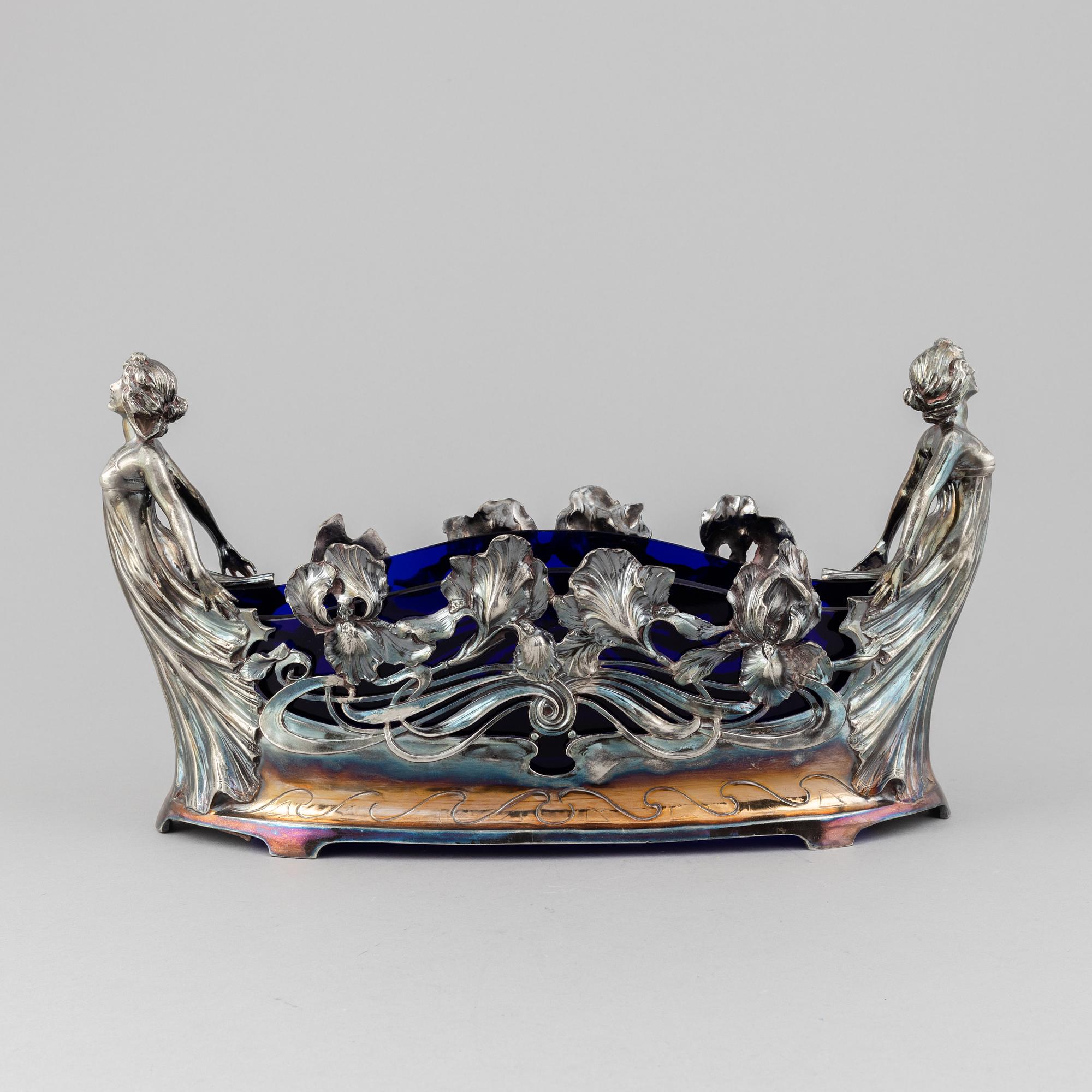 Jardinjär, nysilver, jugend, 1900-talets början.