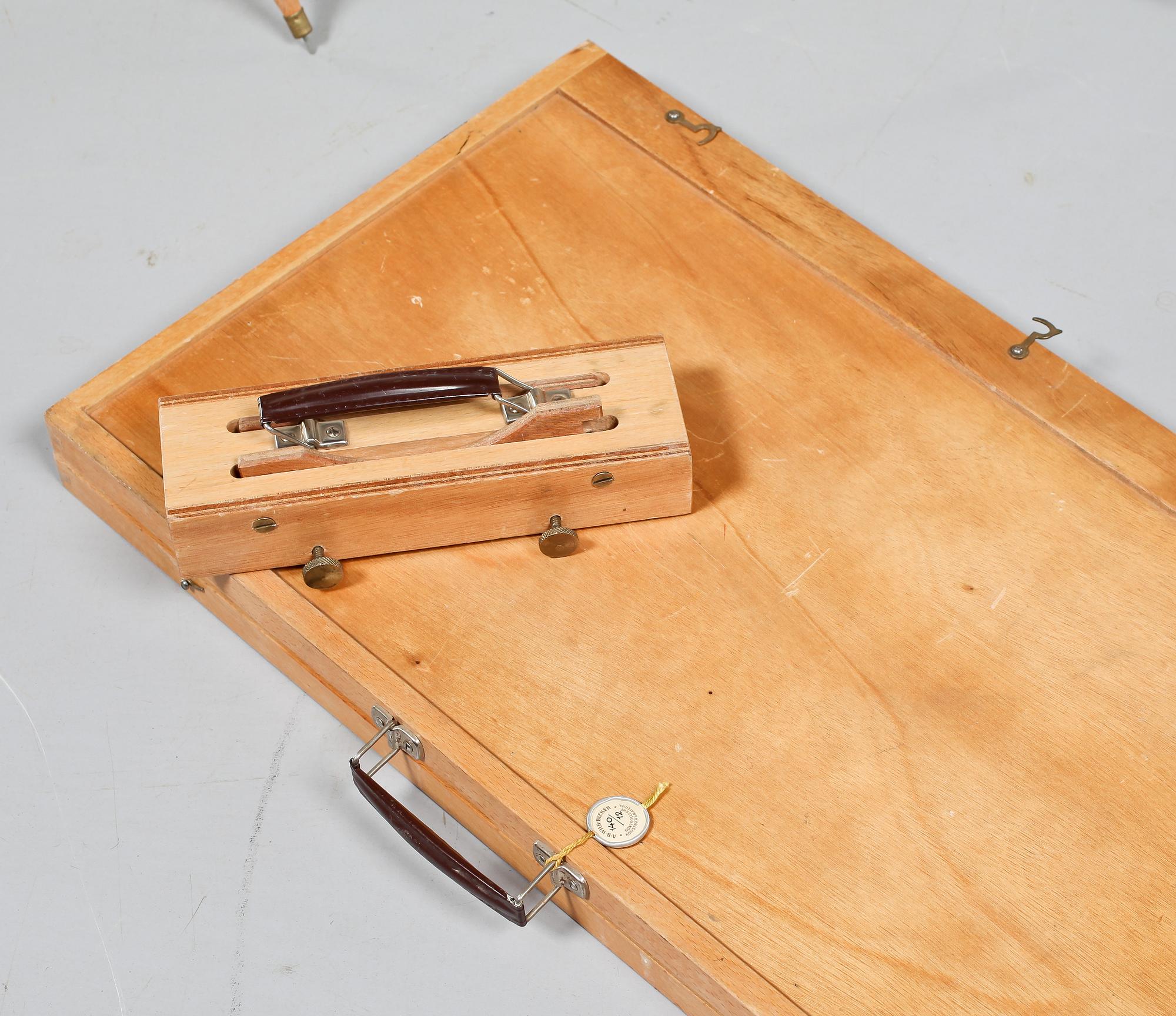 STAFFLIER,  3 stycken, Beckers, 1900-talets andra hälft.