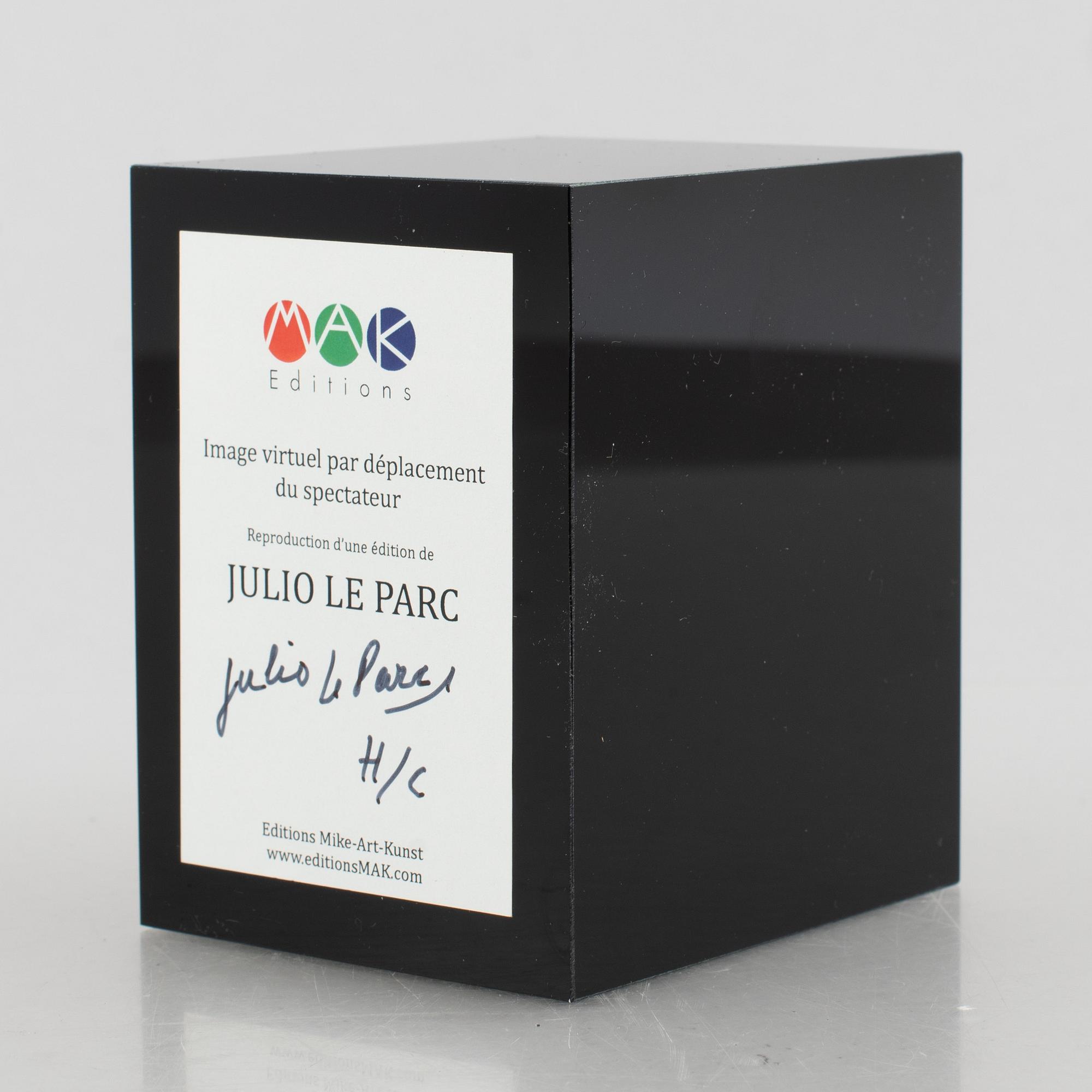 Julio Le Parc, "Image virtuel par déplacement du spectateur".