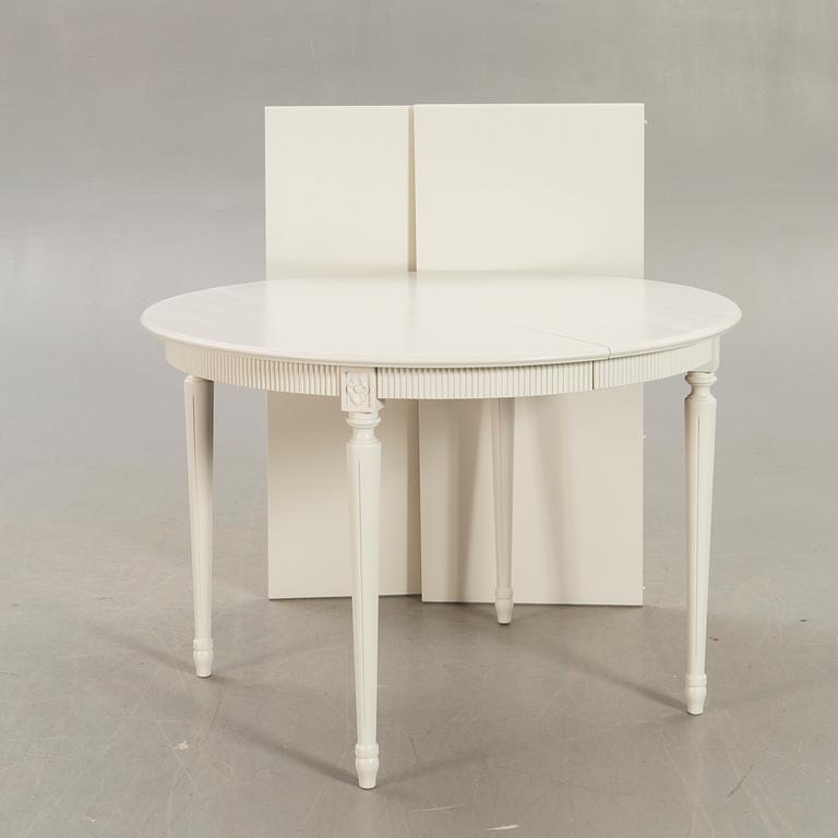 Matbord gustaviansk stil 1900-talets mitt.