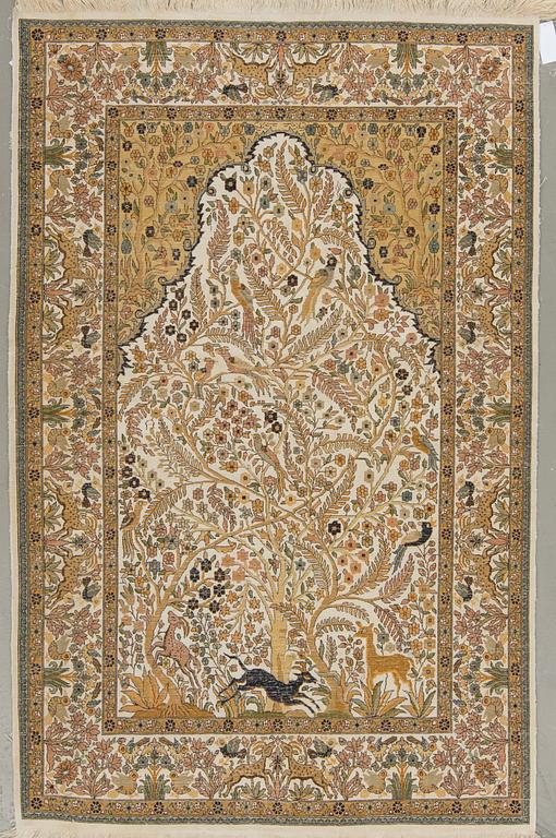 MATTA, Keshan figural, old/semiantik. Ca 191x124 cm.