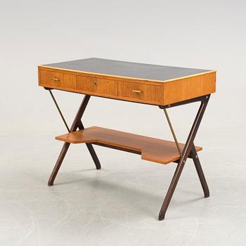 A 1960's desk or make up table.