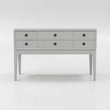 Sideboard, 1900-talets mitt.