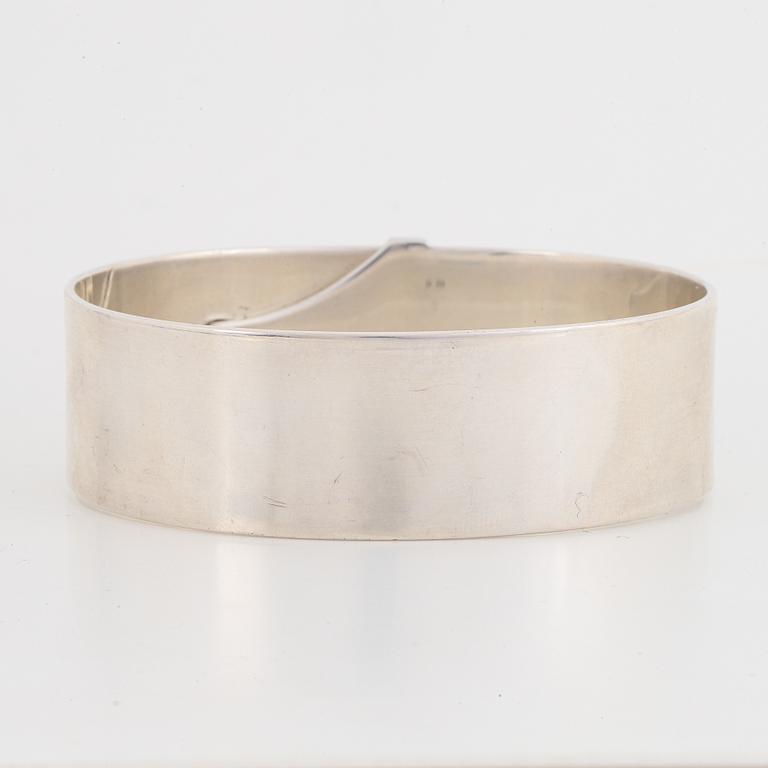 Vivianna Torun Bülow Hübe, a sterling "belt" bracelet, Jakarta Indonesia.