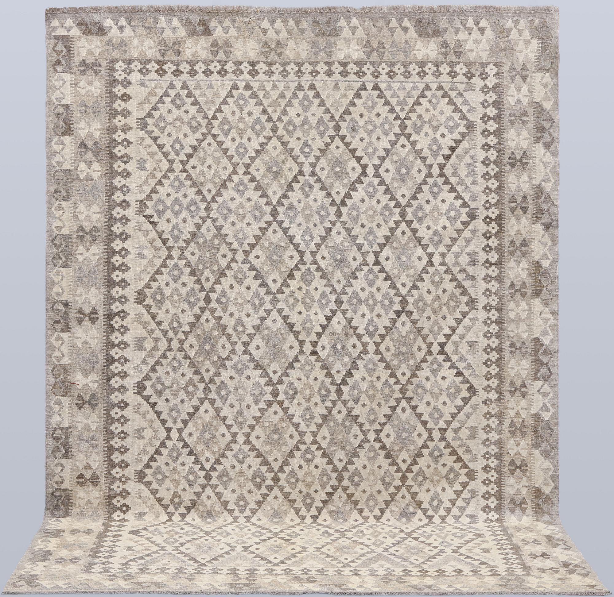 Matta, Kelim, ca 292 x 203 cm.