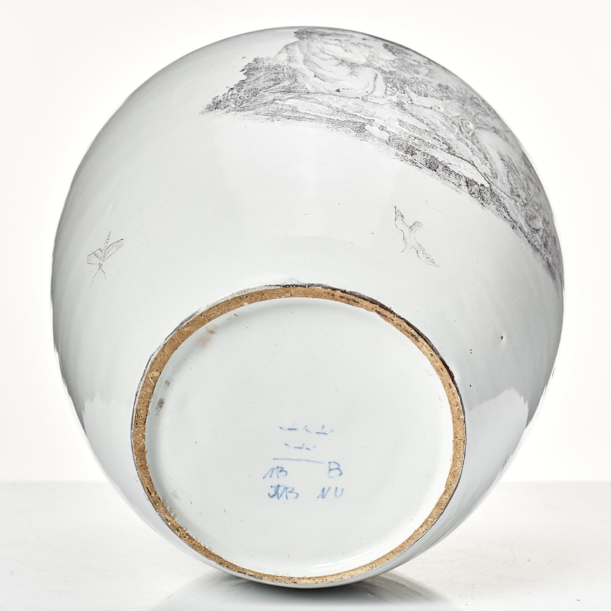 A Swedish faience jar, Marieberg, 18th Century.