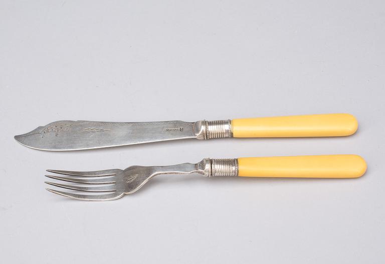 FISKBESTICK, 12 delar. Pläter. 1900-talets början.