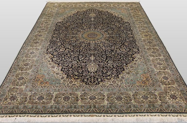 Rug, Oriental silk, 275 x 185 cm.