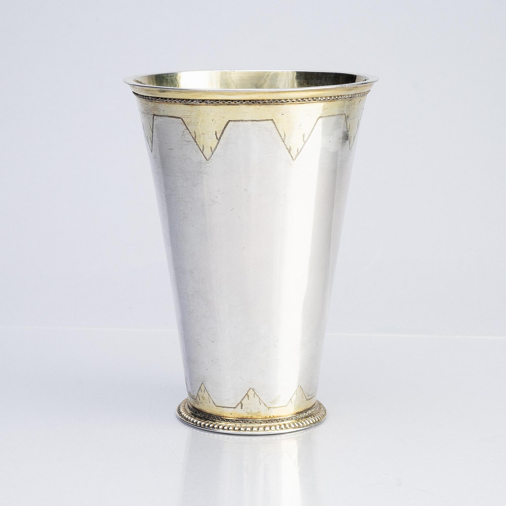 Casimir Friedrich Meidt, bägare, delvis förgyllt silver, Karlskrona 1712. Karolinsk.