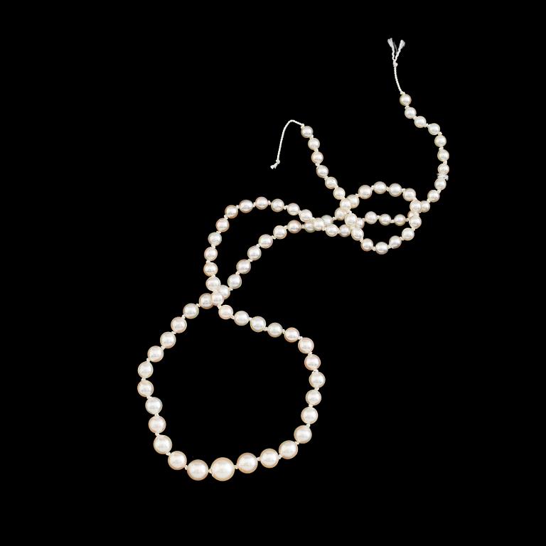 PÄRLCOLLIER, odlade pärlor.