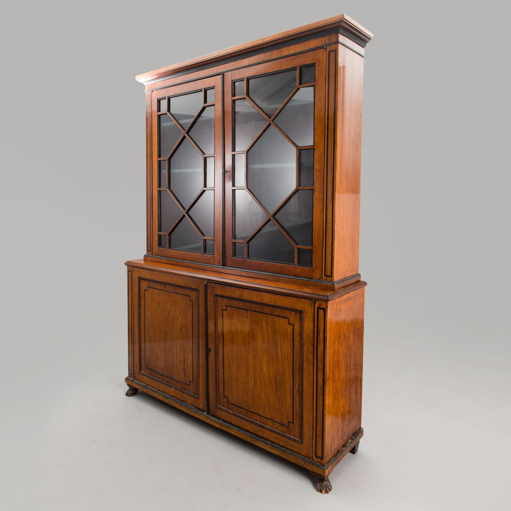A Russian display cabinet from the first half of the 19th century.