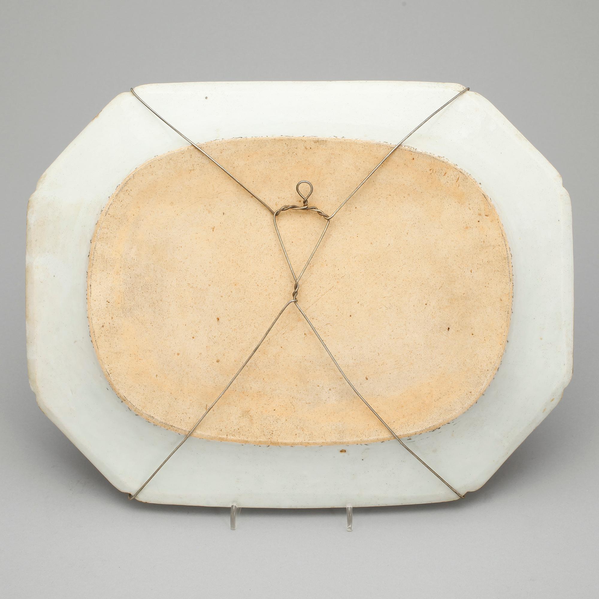 STEKFAT, porslin, Kina, Qianlong, 1700-tal.
