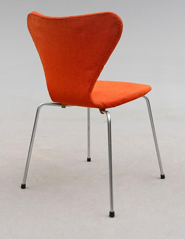 STOL, "Sjuan", Arne Jacobsen för Fritz Hansen, 1967.