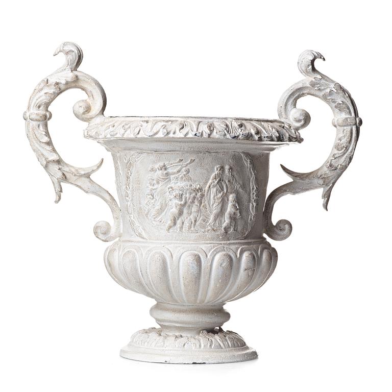 A Swedish Baroque urn, ca 1700.