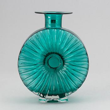 Helena Tynell, a 'Solflaskan' glass vase, Riihimäen Lasi Oy, Finland. In production 1964-1974.