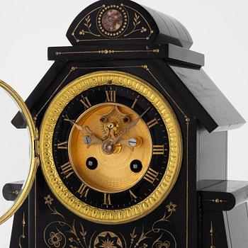 A mantel clock, probably France. Second half of the 19th Century.