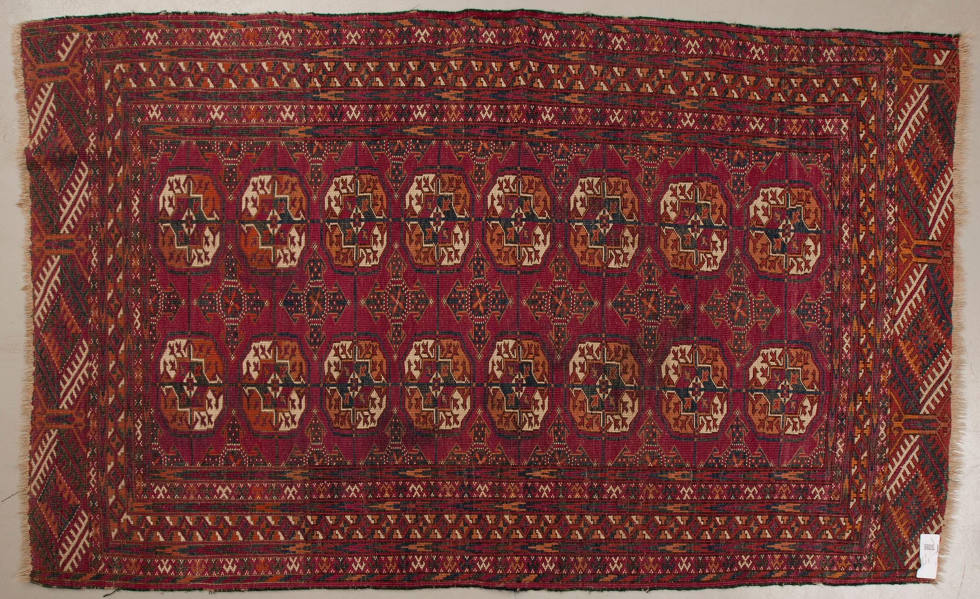 MATTA, antik, Tekke, Turkmenistan. Ca 182x112 cm.