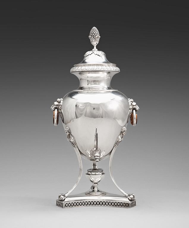 A Swedish 18th century silver tea-urn, Pehr Zethelius, Stockholm 1798.