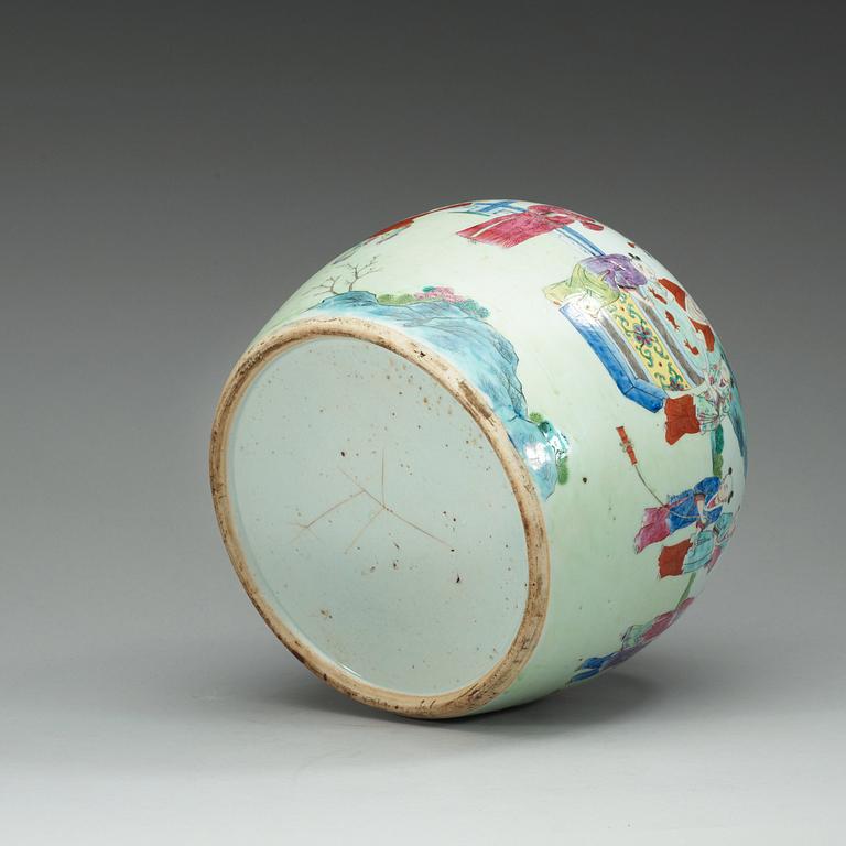 BOJAN, porslin. Kina omkring år 1900.