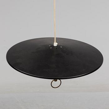 TAKLAMPA, 1960-tal. Höjd ca 18 cm.