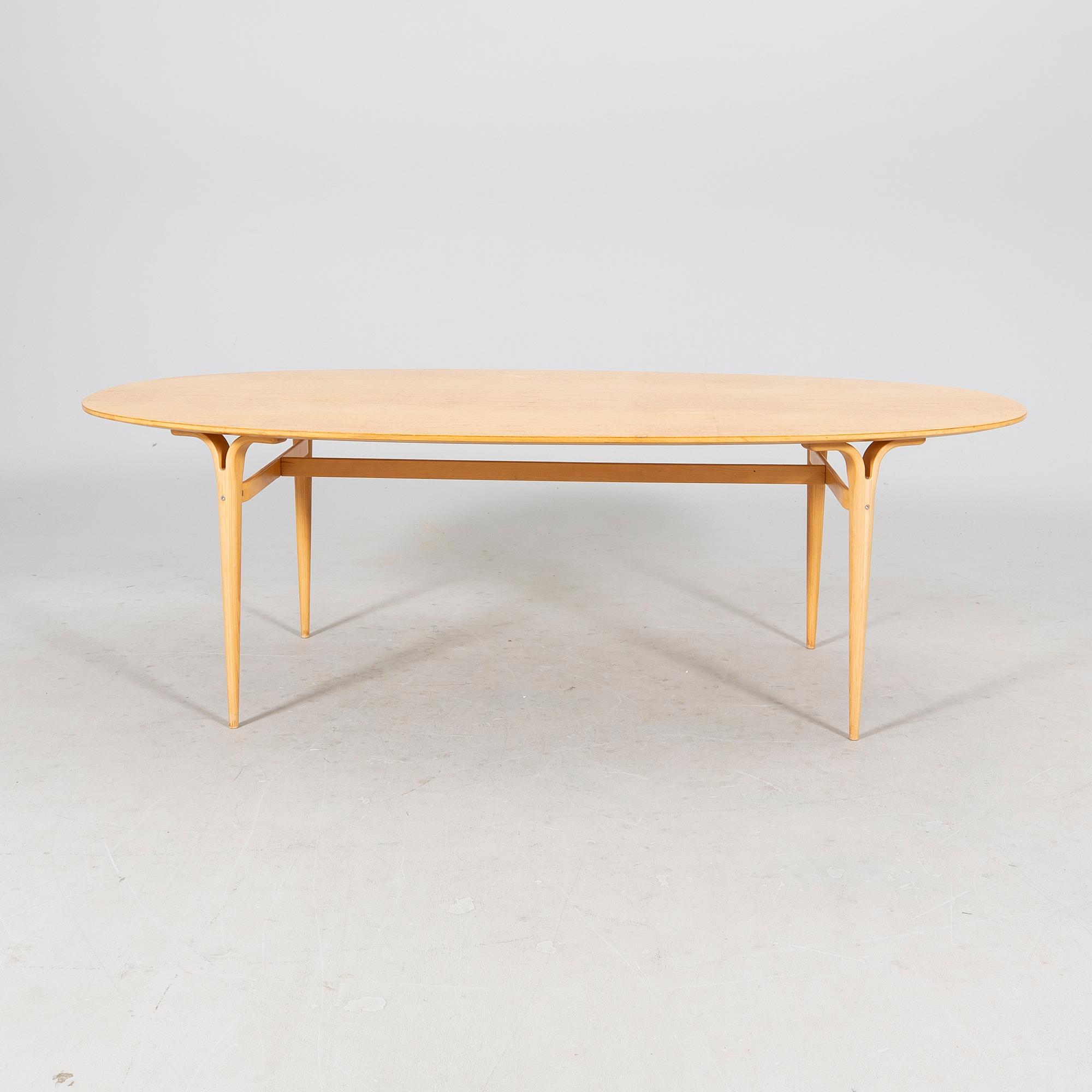 A Bruno Mathsson & Piet Hein birch dining table "Superellips".