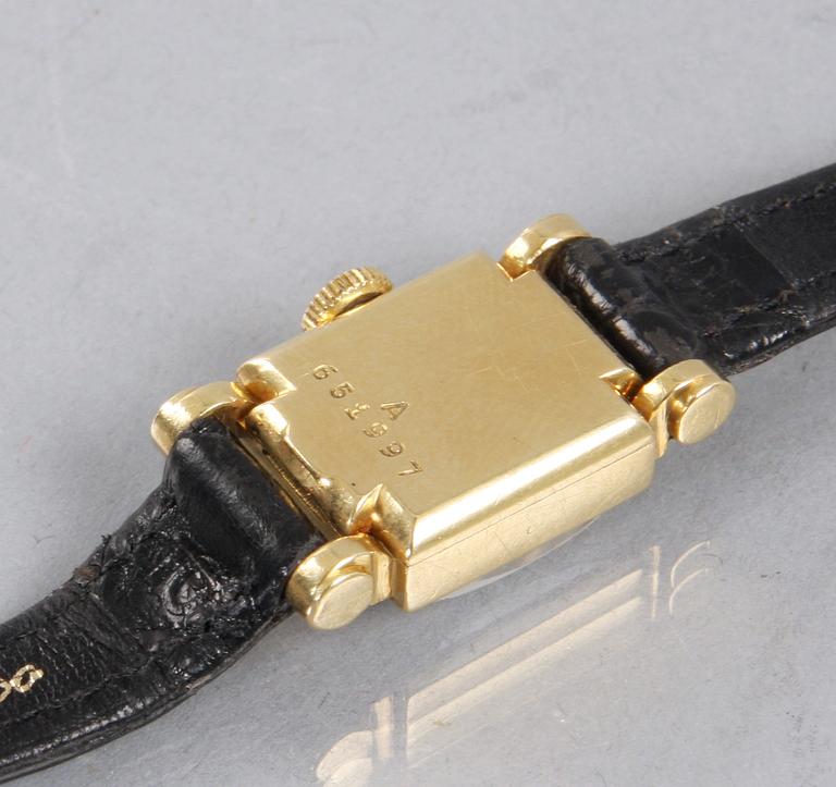 DAMARMBANDSUR, Jaeger LeCoultre, guld 18K.