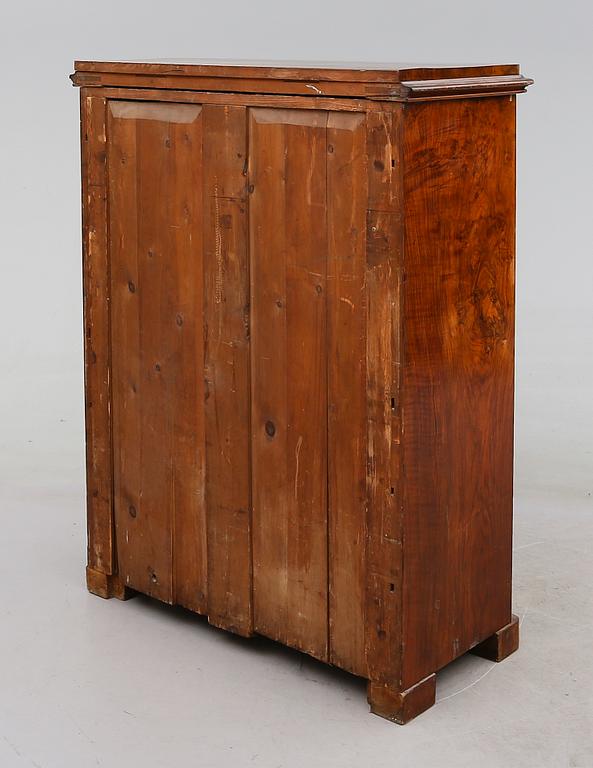 CHIFFONJÉ, 1800-talets andra hälft.