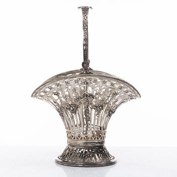 Carl Fredrik Carlman, A Swedish silver sweet-meat basket, mark of CF Carlman, Stockholm 1912.