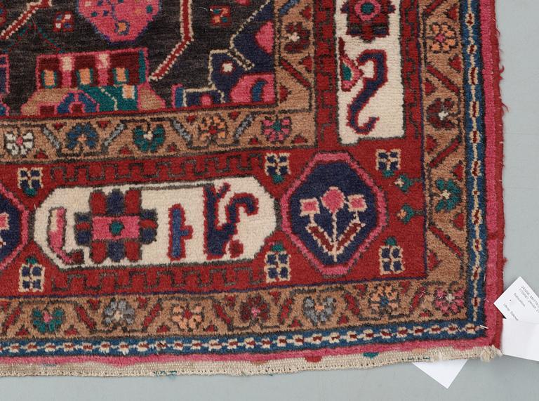 MATTA, persisk, ca 215 x 135.